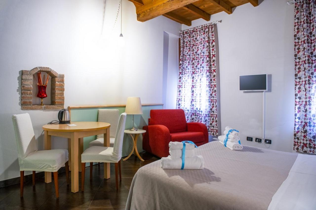 L'Ippogrifo Apartment Ferrara Eksteriør bilde